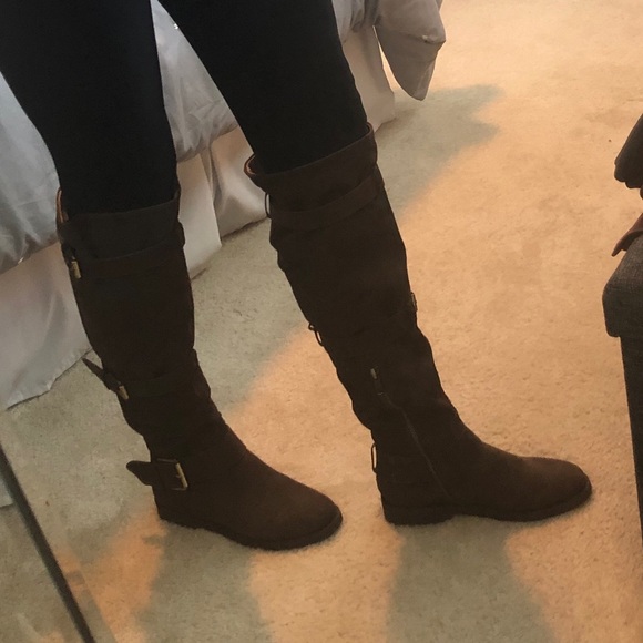 Gentle Souls by Kenneth Cole brown boots - Picture 3 of 8